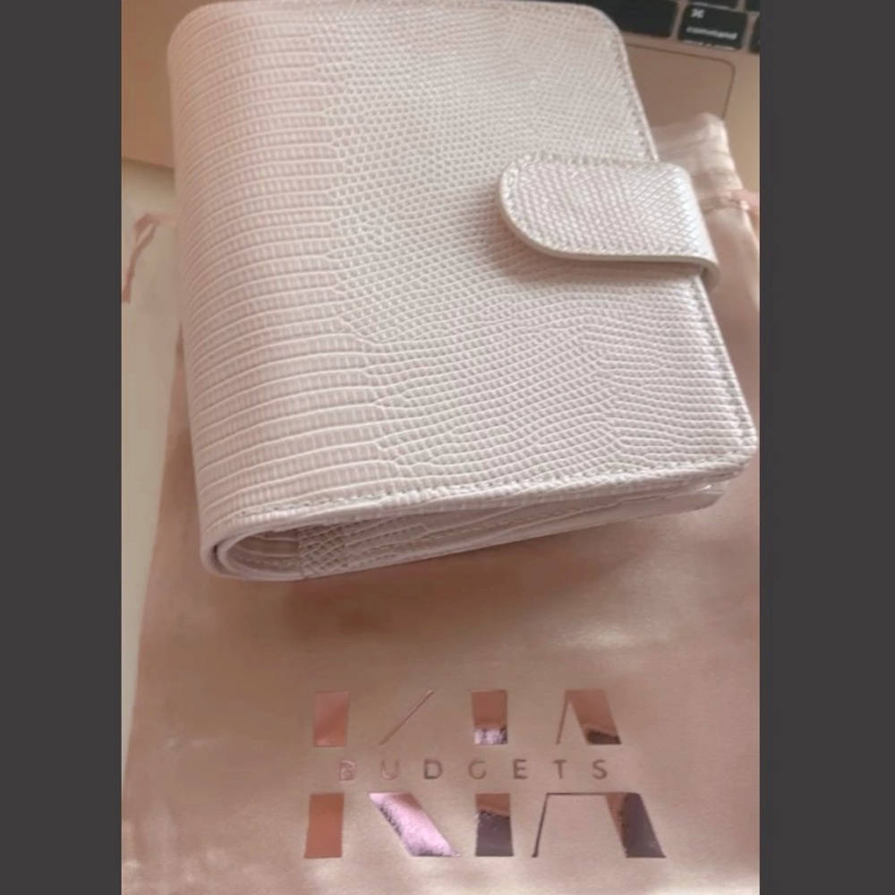 A7 luxe planner with fly leaf